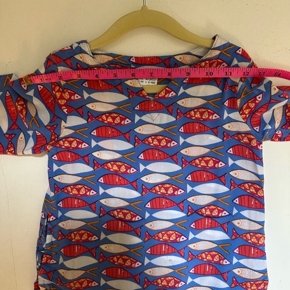 Sister & Me Matching Colorful Fish Print Cover ups Size xsmall & medium. - Picture 14 of 15